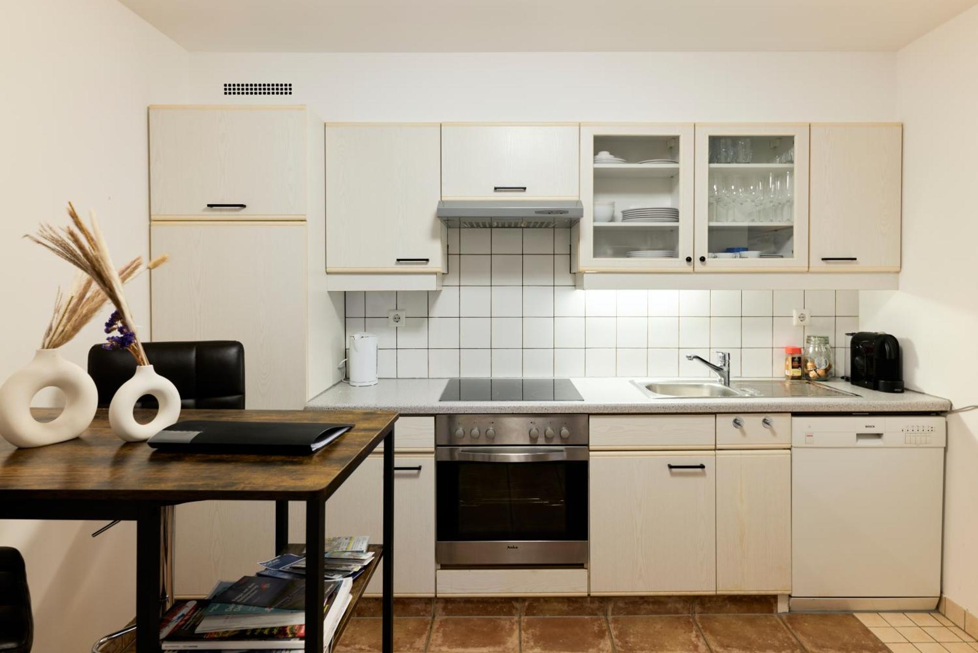 Stilvolle Gartenterrassenwohnung Mitten In Bregenz Buitenkant foto